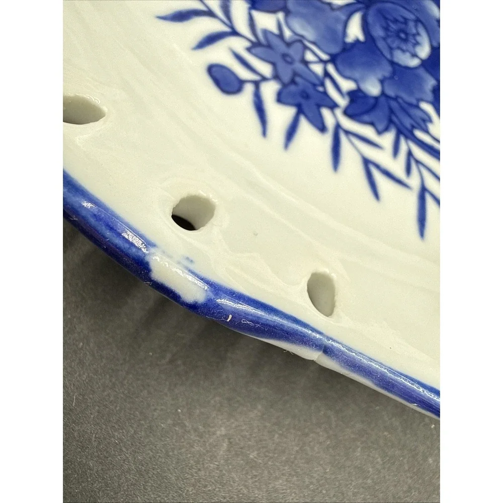 Vtg Blue & White Round Dish Ceramic Decor Vanity Plate Wall Hanger Lot Of 2